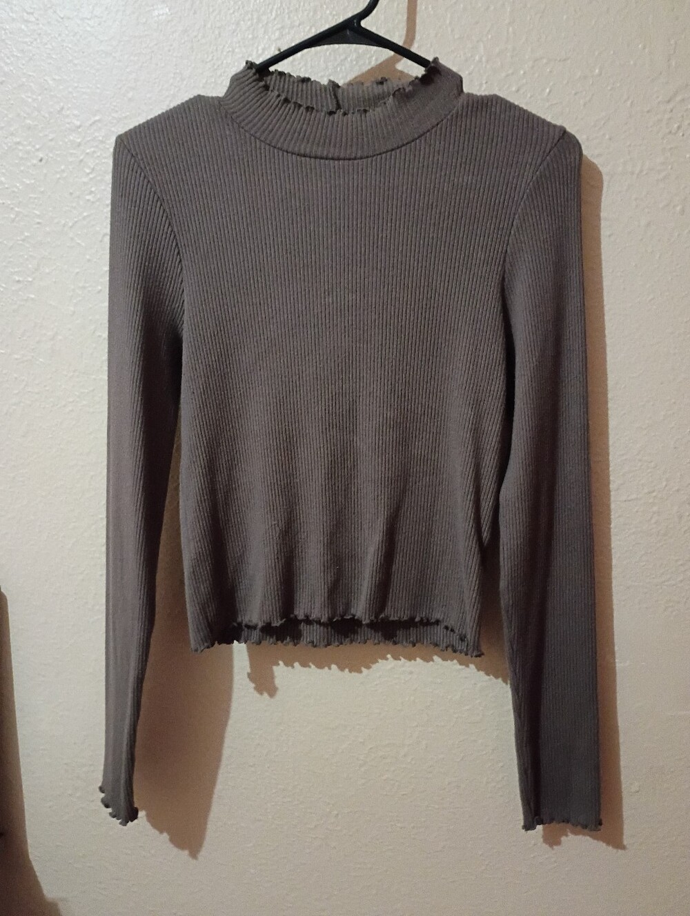 American Eagle Size Medium Ribbed Long-Sleeve Mock Neck Top